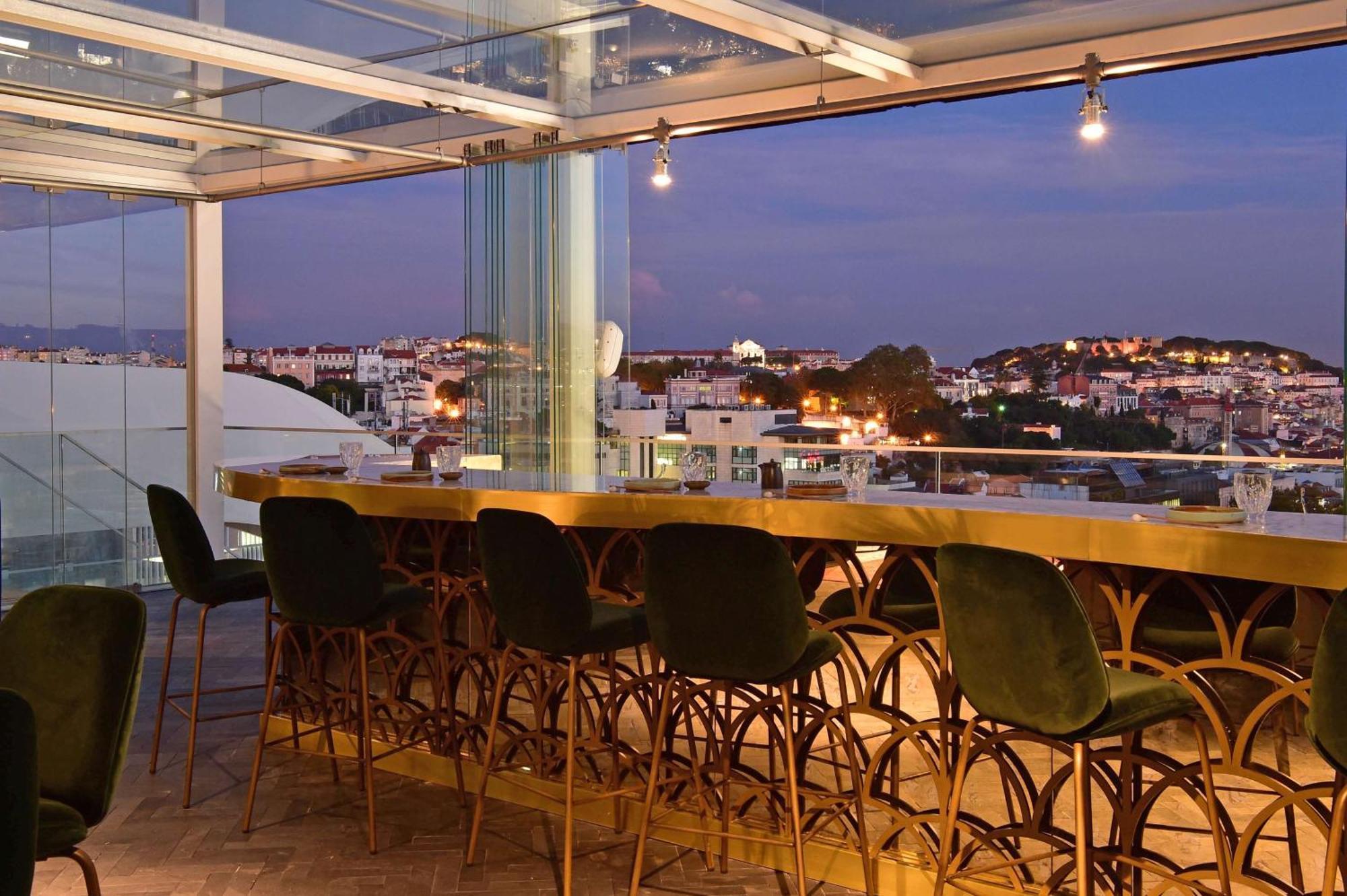 Tivoli Avenida Liberdade Lisboa - A Leading Hotel Of The World Kültér fotó Skyline Bar