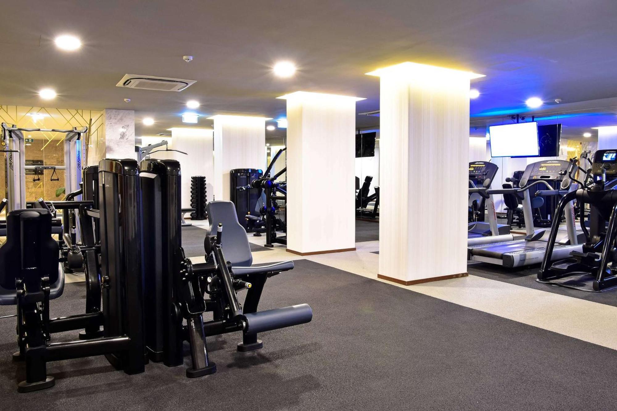 Tivoli Avenida Liberdade Lisboa - A Leading Hotel Of The World Kültér fotó A gym in Japan