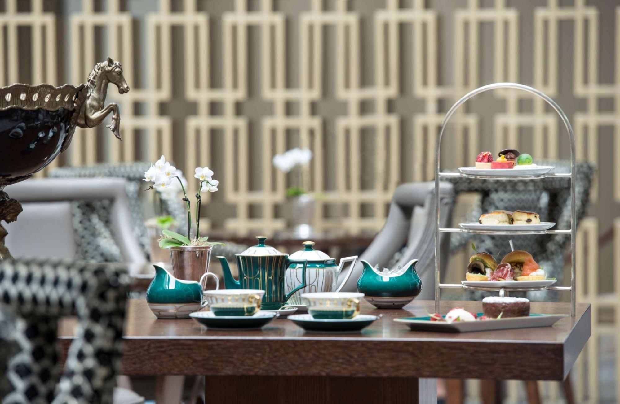 Tivoli Avenida Liberdade Lisboa - A Leading Hotel Of The World Kültér fotó Afternoon tea at the Taj Bengal